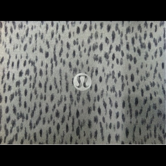 Lululemon Grey Leggings With Animal Print - Picture 3 of 3